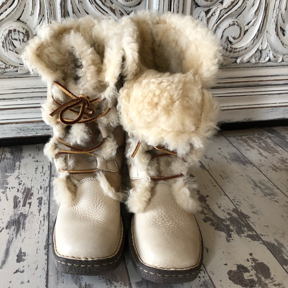 Women’s Born Winter Boots Size 7